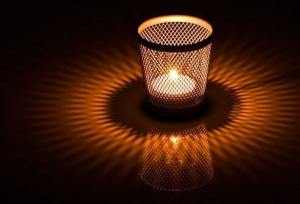 Cena a la luz de las velas Cena a la luz de las velas