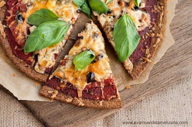 Masa de pizza paleo con coliflor