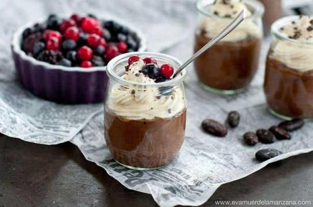Postre Cremoso de Chocolate y Aguacate