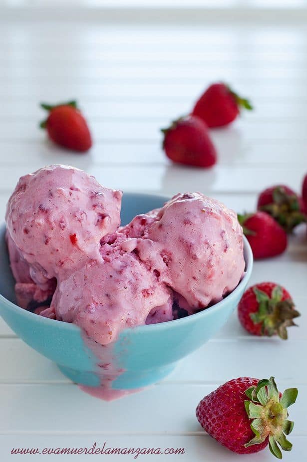 Helado de fresas (paleo, comida real)