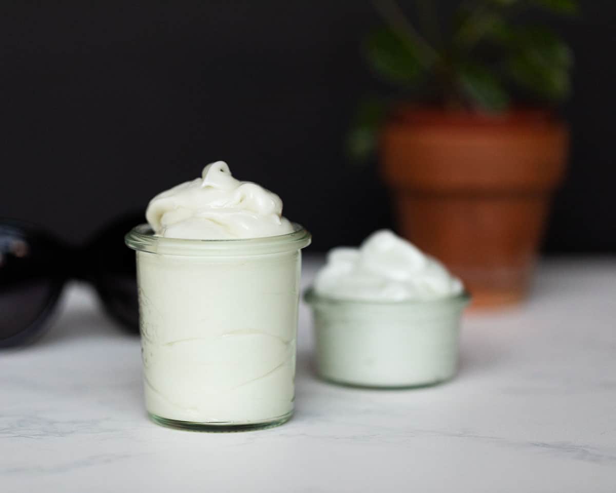 Crema after sun con aceites esenciales doTERRA